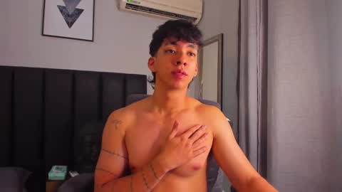 isaac_cryston online show from 20, 2, 2025