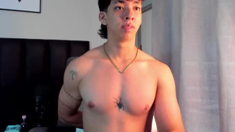 isaac_cryston online show from 24, 2, 2025