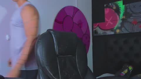 isaac_cryston online show from 29, 9, 2025