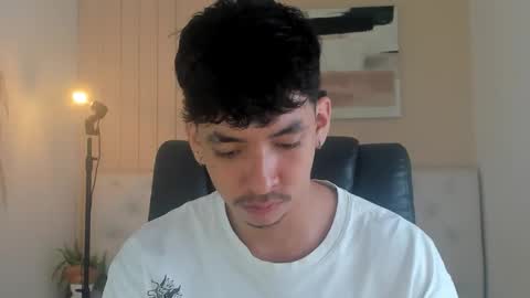 isaac_cryston online show from 7, 11, 2025