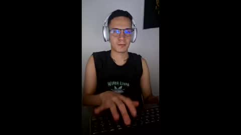 Snapshot of isaac_winter_ chatting on 6, 3, 2026 Isaac online show from 6, 3, 2026