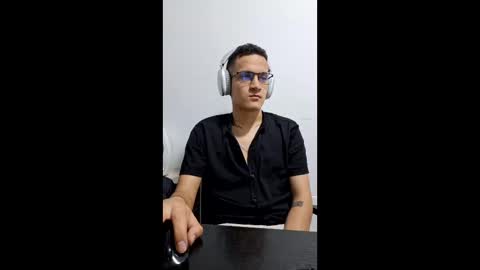 Snapshot of isaac_winter_ chatting on 7, 3, 2026 Isaac online show from 7, 3, 2026
