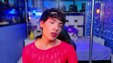 Snapshot of isaacnova chatting on 15, 4, 2026 isaacnova online show from 15, 4, 2026