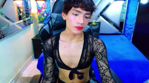 Snapshot of isaacnova chatting on 17, 4, 2026 isaacnova online show from 17, 4, 2026