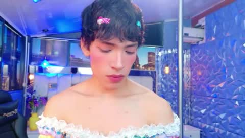 Snapshot of isaacnova chatting on 25, 4, 2026 isaacnova online show from 25, 4, 2026