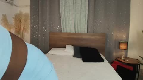 Snapshot of isaacoleman chatting on 26, 11, 2025 Isaa Coleman online show from 26, 11, 2025