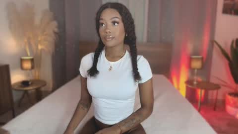 Snapshot of isaacoleman chatting on 14, 12, 2025 Isaa Coleman online show from 14, 12, 2025