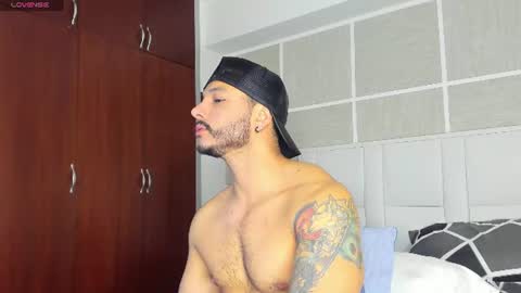 Snapshot of isaacs11 chatting on 21, 7, 2026 Isaac Surez online show from 21, 7, 2026