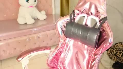 Snapshot of isabeau_s chatting on 23, 6, 2026 isabeau_s online show from 23, 6, 2026