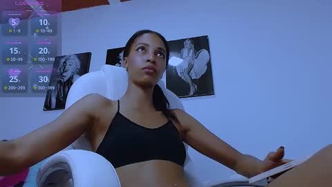 Snapshot of isabel_bailey chatting on 10, 12, 2024 isabel online show from 10, 12, 2024