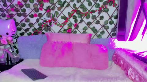 Snapshot of isabel_jamess chatting on 13, 5, 2026 Isa online show from 13, 5, 2026