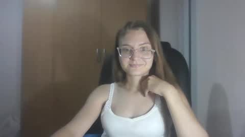 isabel_loveee online show from 15, 9, 2025