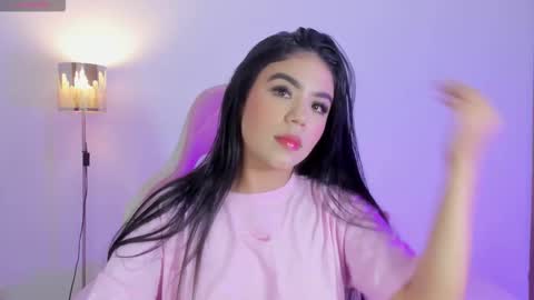 Isabel  online show from 23, 12, 2025