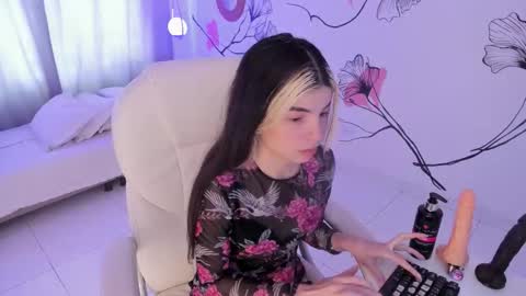 isabela_fiorelli online show from 14, 10, 2025