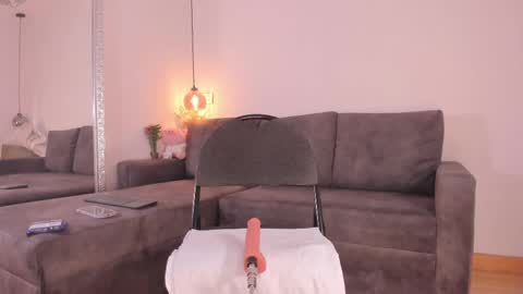 Isabela online show from 23, 9, 2025