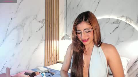 isabelastefano online show from 17, 12, 2025