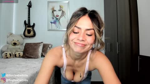 Snapshot of isabelhills chatting on 8, 1, 2025 Isa online show from 8, 1, 2025