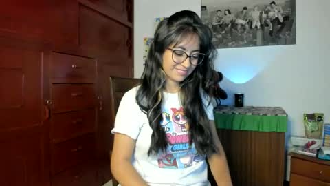 Snapshot of isabella22_1 chatting on 3, 1, 2025 Isabella22 1 online show from 3, 1, 2025