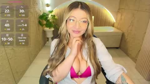 Snapshot of isabella__r chatting on 25, 4, 2026 Isa online show from 25, 4, 2026