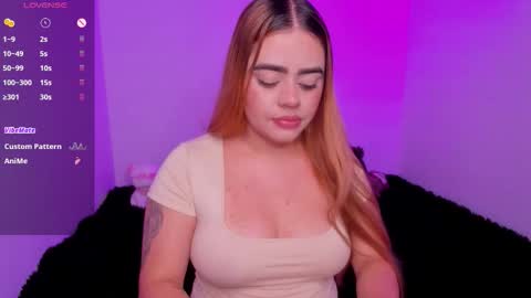 Snapshot of isabella_arias1 chatting on 9, 9, 2025 Isabella Arias online show from 9, 9, 2025