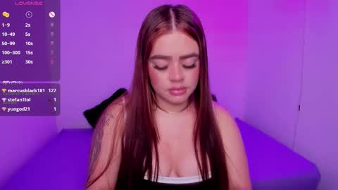 Snapshot of isabella_arias1 chatting on 22, 10, 2025 Isabella Arias online show from 22, 10, 2025