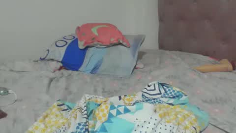 isabella online show from 14, 2, 2025