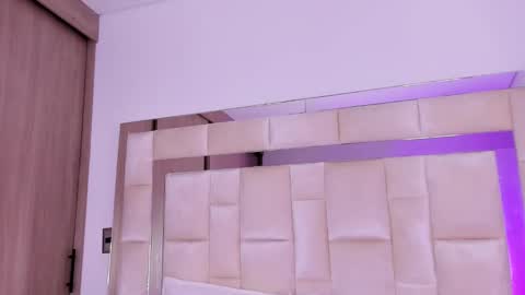 isabella_gomez11 online show from 23, 1, 2025