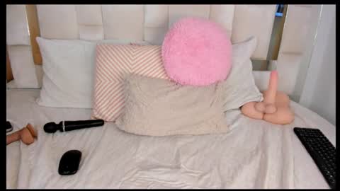 isabella_gomez11 online show from 11, 6, 2026