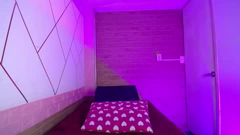 isabella_roseee online show from 21, 11, 2025