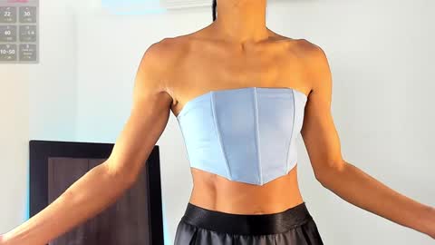 Snapshot of isabella_savina chatting on 14, 12, 2024 Isabella online show from 14, 12, 2024