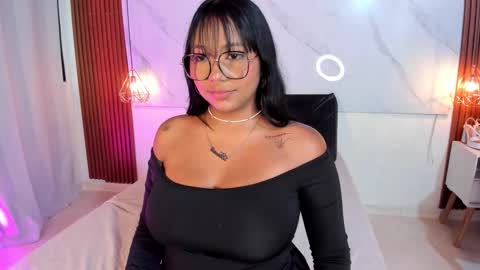 Snapshot of isabella_zc chatting on 20, 12, 2025 isabella zc online show from 20, 12, 2025