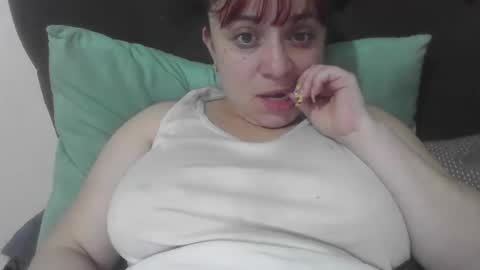 isabellaa_hills_ online show from 17, 11, 2025