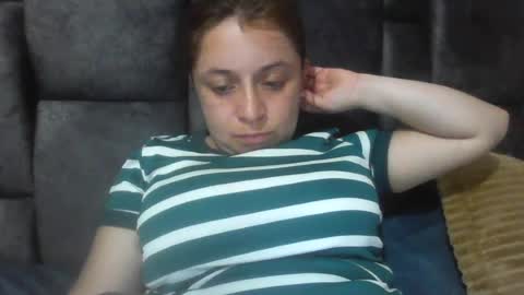 Snapshot of isabellaa_hills_ chatting on 10, 7, 2026 isabellaa_hills_ online show from 10, 7, 2026