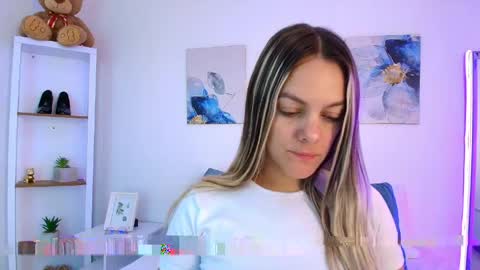 Snapshot of isabellaharley chatting on 5, 5, 2026 Isabella online show from 5, 5, 2026