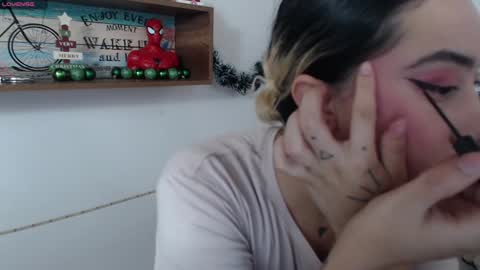 Snapshot of isabellakoff chatting on 18, 12, 2024 Tati - online show from 18, 12, 2024