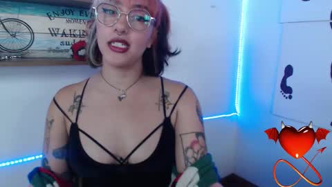 Snapshot of isabellakoff chatting on 18, 2, 2025 Tati - online show from 18, 2, 2025