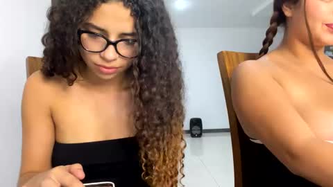 Snapshot of isabellakoffs chatting on 26, 1, 2025 Isabella.. back again online show from 26, 1, 2025