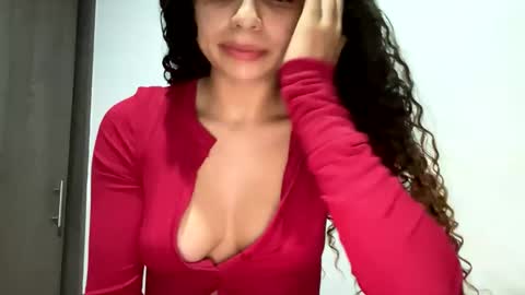 Snapshot of isabellakoffs chatting on 27, 1, 2025 Isabella.. back again online show from 27, 1, 2025