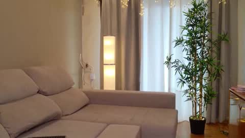 isabellauribe online show from 20, 3, 2026