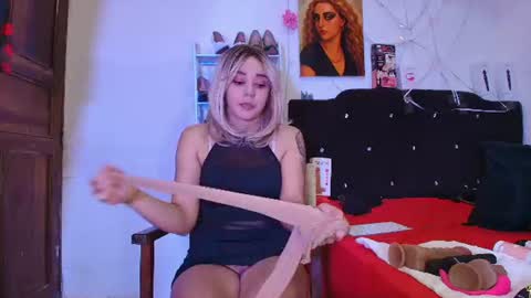 Snapshot of isabelle_sara chatting on 26, 7, 2026 isabelle_sara online show from 26, 7, 2026