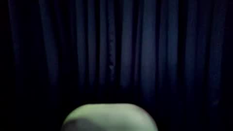 Snapshot of isabelle_willis chatting on 24, 7, 2026 Isabelle online show from 24, 7, 2026