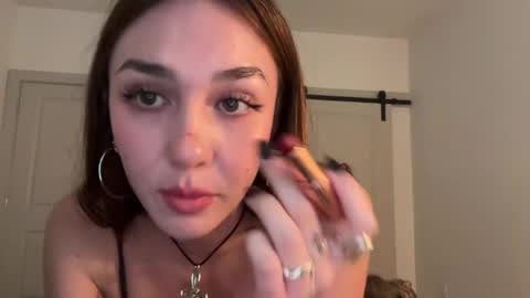 Snapshot of isabellelayla chatting on 17, 5, 2026 Isabelle online show from 17, 5, 2026