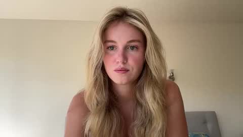 Snapshot of isabellesings chatting on 29, 3, 2026 isabellesings online show from 29, 3, 2026