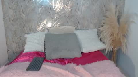 Snapshot of isabellj28 chatting on 30, 10, 2025 isabellj28 online show from 30, 10, 2025