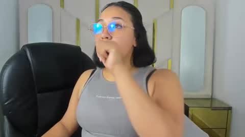 isabellrodriguez18 online show from 9, 11, 2025