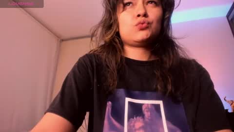 Snapshot of isabelprietoo chatting on 16, 6, 2026 Isa online show from 16, 6, 2026