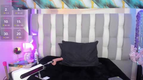 Snapshot of isadiazz chatting on 28, 4, 2026 Isa online show from 28, 4, 2026