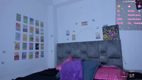 Isabela  online show from 12, 3, 2025