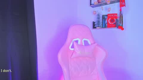 Snapshot of isarhodes_ chatting on 14, 12, 2024 Isa online show from 14, 12, 2024