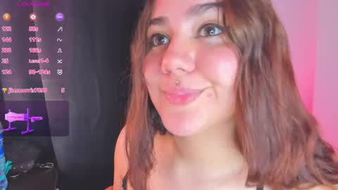 Snapshot of isarhodes_ chatting on 23, 12, 2024 Isa online show from 23, 12, 2024